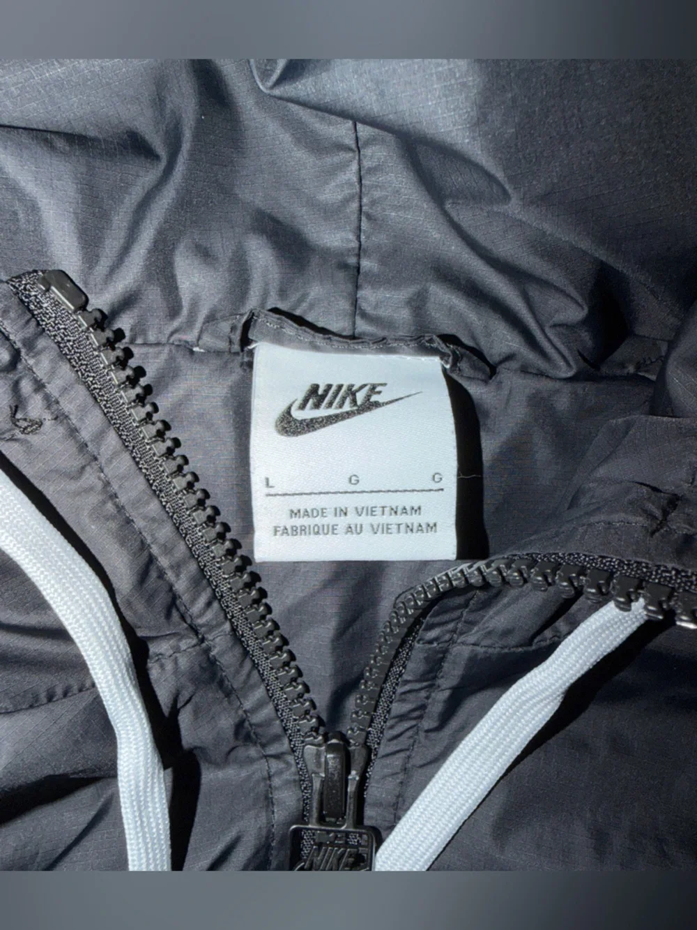 Nike Black Hooded Bomber Jacket with White Logo - Picture 7 of 10